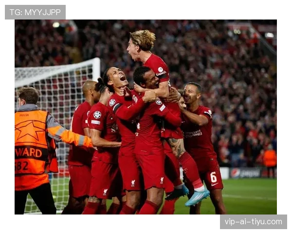 库杜斯如何从阿贾克斯核心蜕变为西汉姆关键先生？