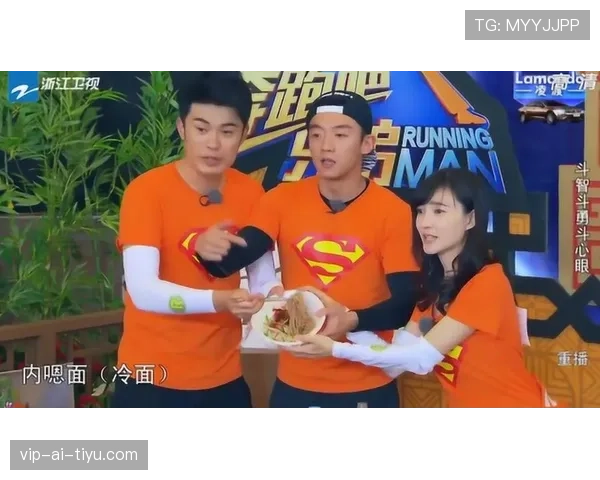 刚刷到傅海峰在菜市场挑茄子，那架势比看拍卖会还专业