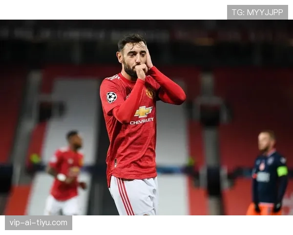 帕尔默与B费：数据型中场的进攻效率与组织逻辑差异